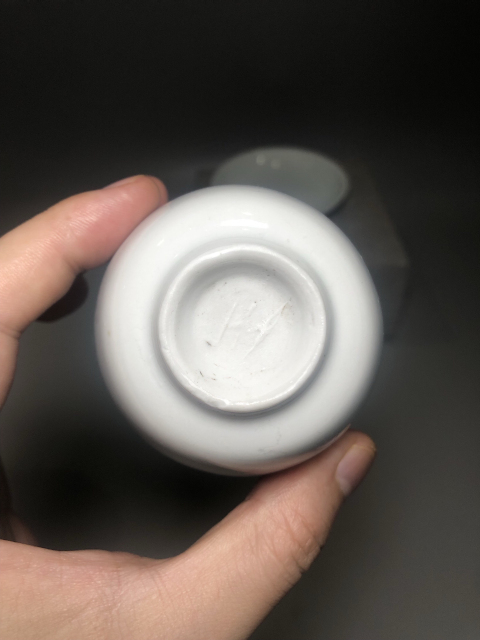 古玩陶瓷(明末清初)青白釉杯碟一套拍賣,當前價格0元