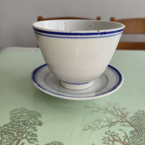 古玩陶瓷民國，素雅青花邊線紋壓手杯，碟拍賣，當前價格69元