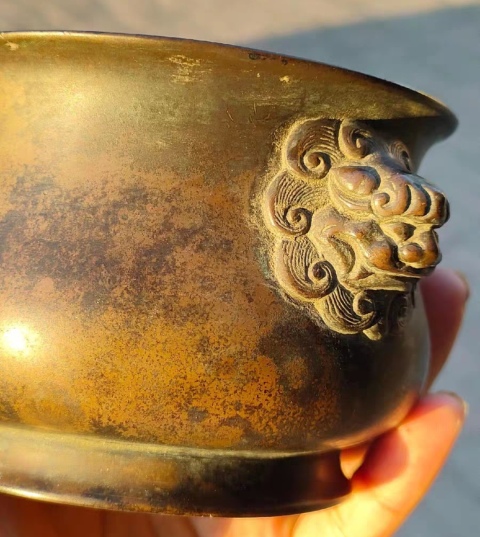 古玩銅器爐子拍賣，當(dāng)前價(jià)格65800元