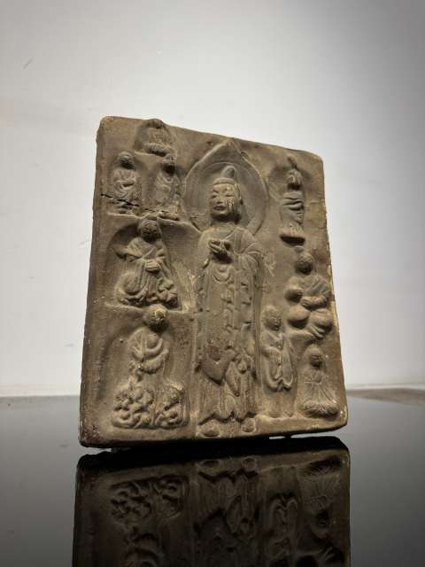 古玩陶瓷明代灰陶印花佛像壁磚(博物館同款）拍賣，當前價格1500元
