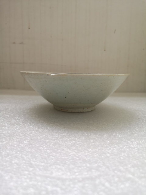 古玩陶瓷宋代澀圈圈足疊燒工藝影青碗拍賣,當前價格398元