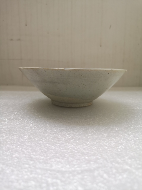 古玩陶瓷宋代澀圈圈足疊燒工藝影青碗拍賣,當前價格398元