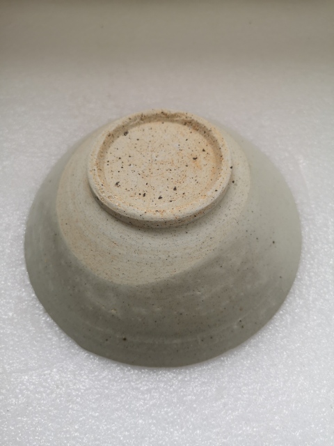 古玩陶瓷宋代澀圈圈足疊燒工藝影青碗拍賣,當前價格398元