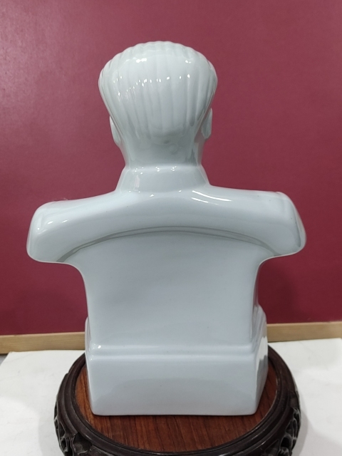 古玩雜項瓷塑主席半身像擺件拍賣,當前價格188元