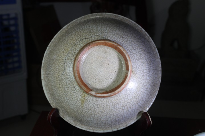 古玩陶瓷清中早期·哥釉碗拍賣,當前價格888元