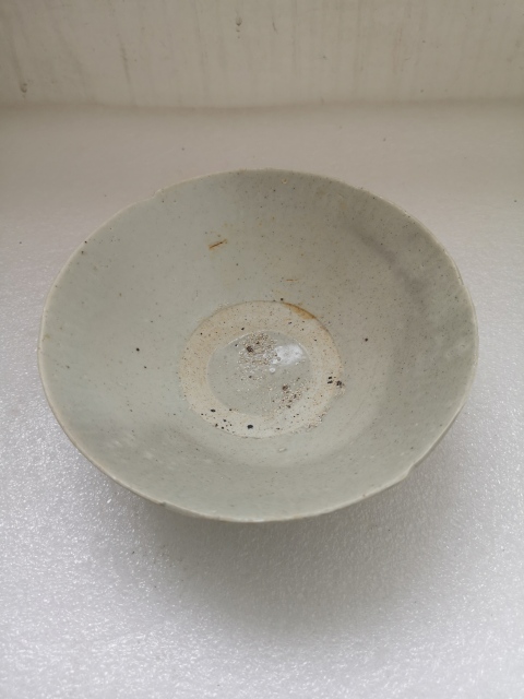 古玩陶瓷宋代澀圈圈足疊燒工藝影青碗拍賣,當前價格398元