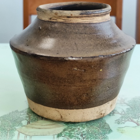 古玩陶瓷明，磁州窯茶葉末釉折肩罐拍賣，當(dāng)前價(jià)格299元