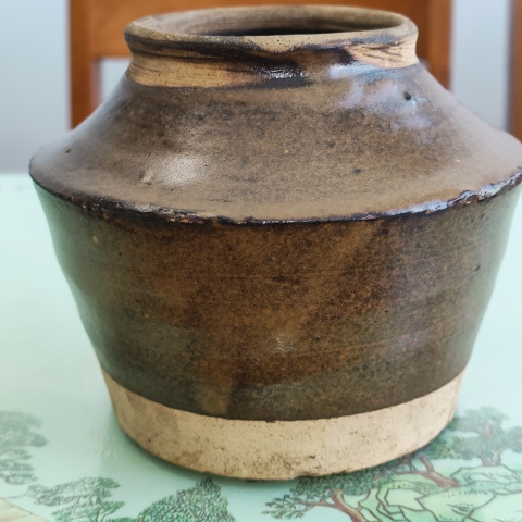 古玩陶瓷明，磁州窯茶葉末釉折肩罐拍賣，當(dāng)前價(jià)格299元
