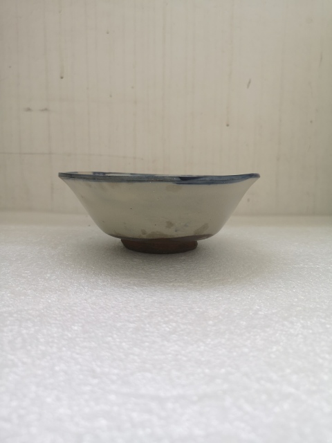 古玩陶瓷清早期磁州窯碗拍賣，當前價格398元