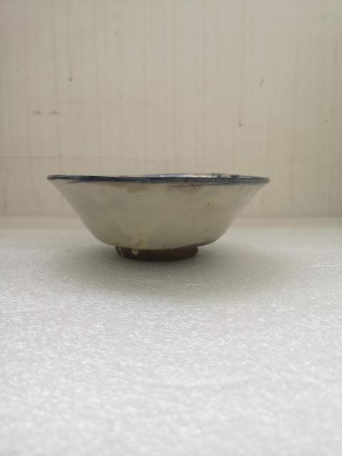 古玩陶瓷清早期磁州窯碗拍賣，當前價格398元