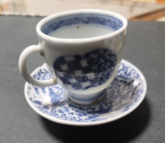 古玩陶瓷青花皮球花紋杯碟拍賣，當前價格780元
