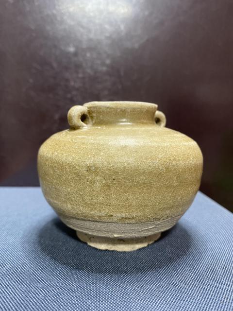 古玩陶瓷宋元龍泉青釉雙系罐拍賣,當前價格5500元
