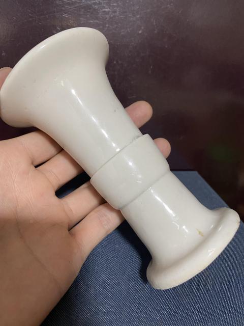 古玩陶瓷清德化窯白釉花觚拍賣，當(dāng)前價(jià)格1500元