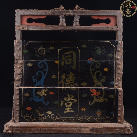 古玩雜項晚清金獅提盒拍賣,當前價格3999元