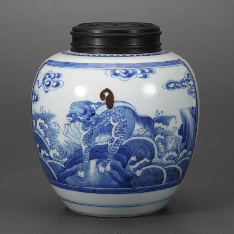 古玩陶瓷青花海水江崖瑞鳥麒麟紋罐拍賣，當前價格28000元