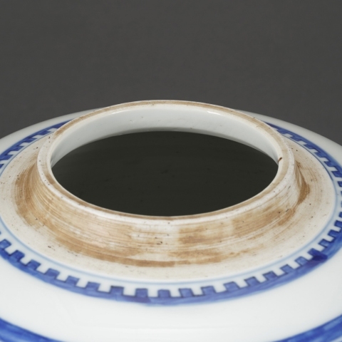 古玩陶瓷青花海水江崖瑞鳥麒麟紋罐拍賣，當前價格28000元