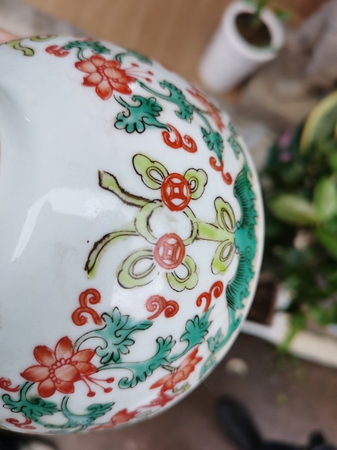 古玩陶瓷粉彩福在眼前蓮?fù)袎圩旨y碗拍賣,當(dāng)前價(jià)格388元