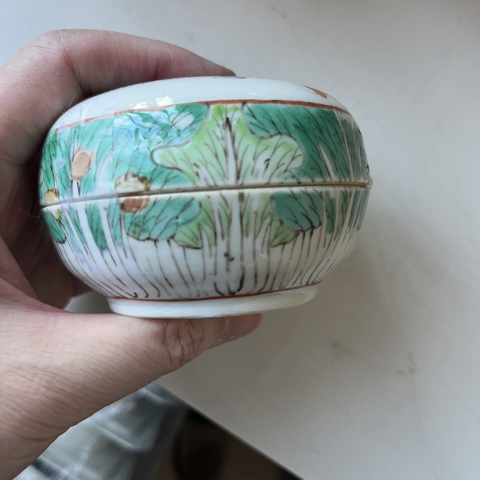 古玩陶瓷粉彩五子奪魁粉盒拍賣,當前價格2800元