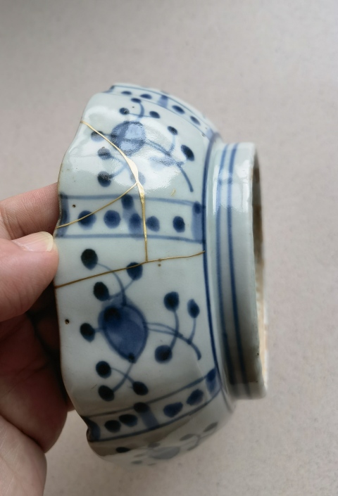 古玩陶瓷克拉克瓷青花盤拍賣,當(dāng)前價(jià)格580元