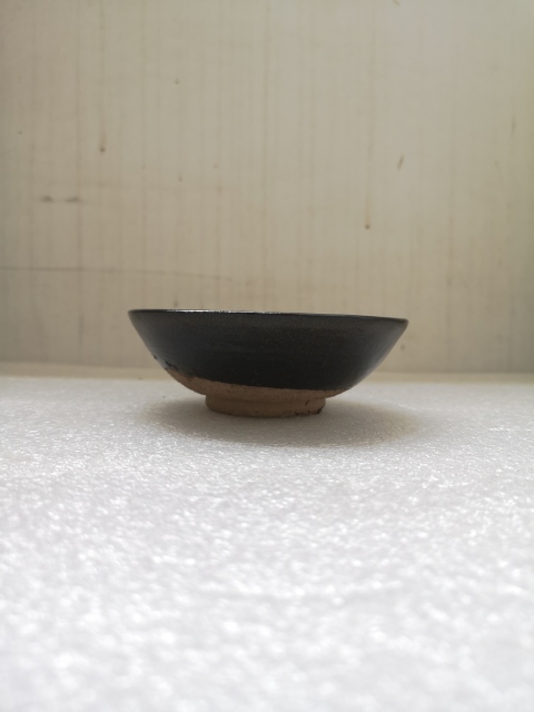 古玩陶瓷清早期褐釉碗拍賣，當前價格450元