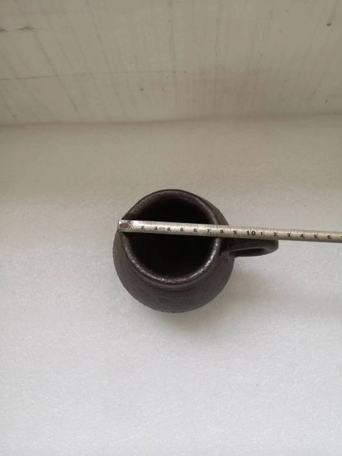 古玩陶瓷清早期流口褐釉執壺拍賣,當前價格680元