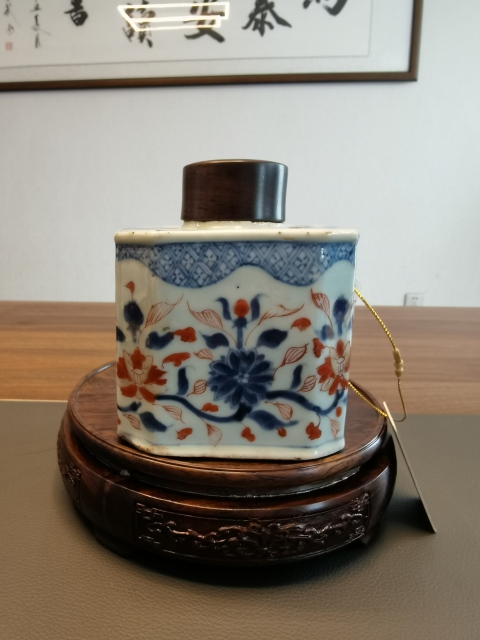 古玩陶瓷康熙官窯圖案青花描金纏枝蓮紋茶葉罐拍賣,當前價格2000元