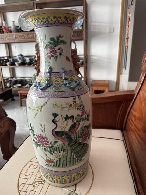 古玩陶瓷花鳥紋粉彩瓶拍賣,當前價格15800元