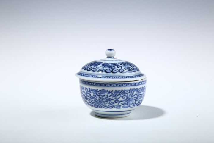 古玩陶瓷青花纏枝花卉紋小蓋罐拍賣，當前價格4500元