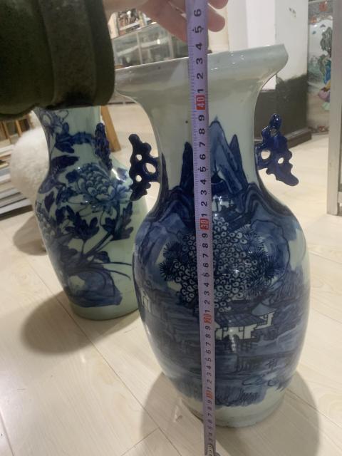 古玩陶瓷青花亭臺山水雙耳瓶拍賣，當前價格1800元