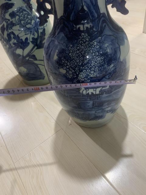 古玩陶瓷青花亭臺山水雙耳瓶拍賣，當前價格1800元