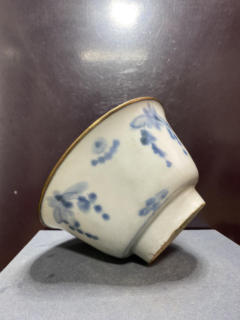 古玩陶瓷明青花葡萄紋撇口碗拍賣，當前價格3500元