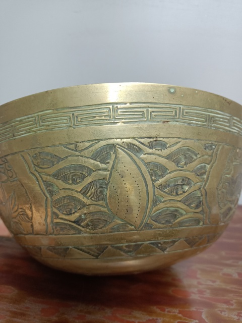 古玩陶瓷龍鳳紋銅質缽式洗拍賣,當前價格4688元