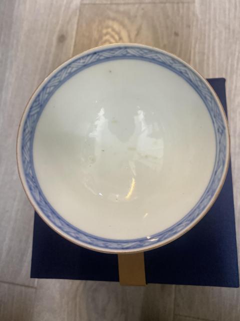 域鉴古玩】日本明治青花山水人物纹茶碗鉴定结果_日本明治青花