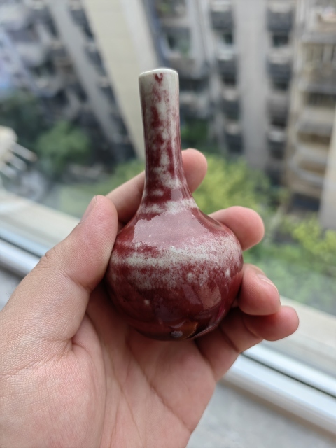 古玩陶瓷清中期郎紅釉小天球賞瓶拍賣，當(dāng)前價(jià)格4500元