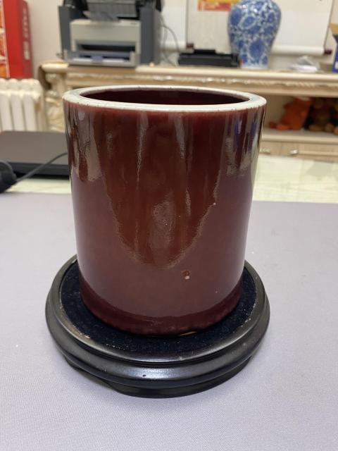 古玩陶瓷玉環(huán)底紅釉筆筒拍賣(mài),當(dāng)前價(jià)格3800元