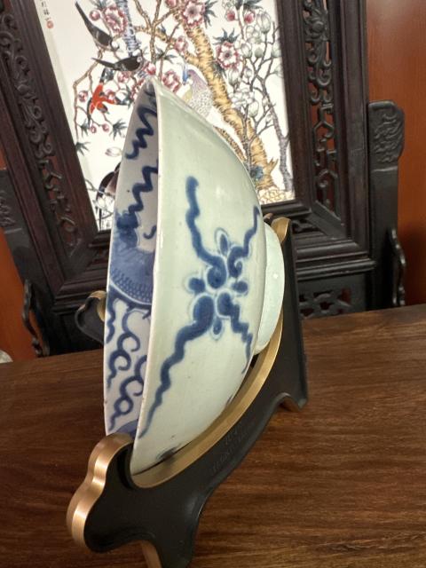 古玩陶瓷康熙青花過墻龍紋碗拍賣,當前價格3280元