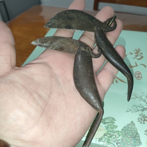 古玩陶瓷晚清民國時期兩把魚刀拍賣,當前價格280元