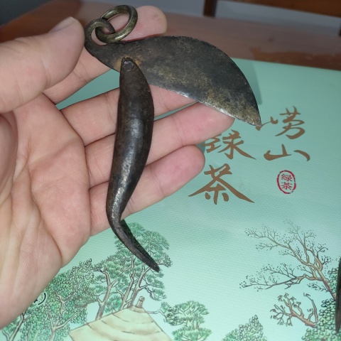 古玩陶瓷晚清民國時期兩把魚刀拍賣,當前價格280元