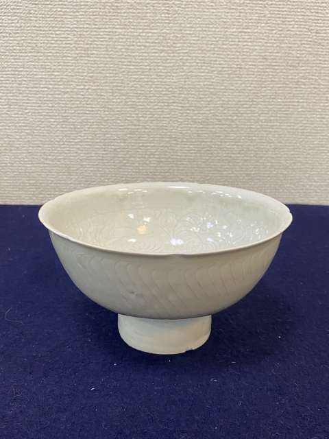 古玩陶瓷北宋湖田窯影青高足碗拍賣,當前價格28000元