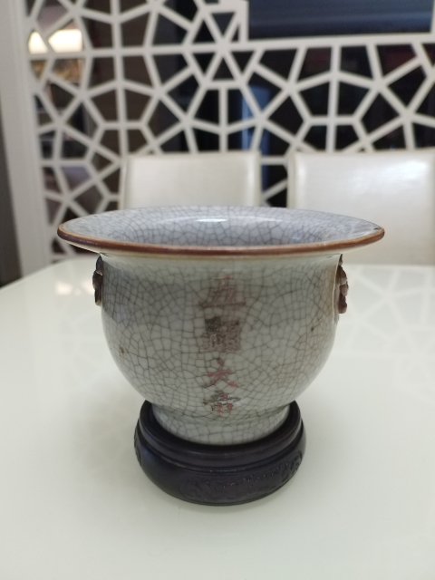 古玩陶瓷哥窯香爐拍賣，當(dāng)前價(jià)格2680元