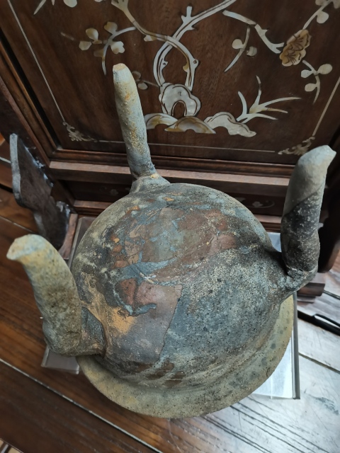 古玩陶瓷原始青瓷雙耳三足鼎拍賣，當前價格3500元
