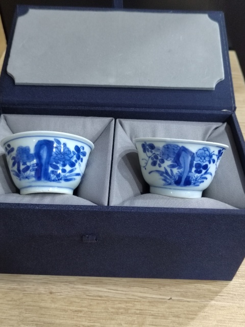 古玩陶瓷清康熙花蝶紋青花主人杯一對拍賣，當前價格2888元