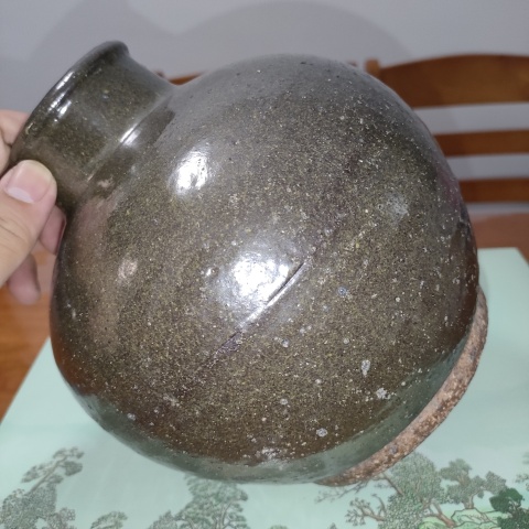 古玩陶瓷明末清初，磁州窯醬釉高領罐拍賣，當前價格399元