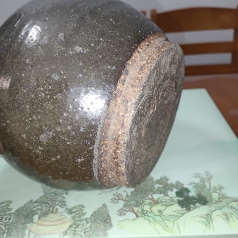 古玩陶瓷明末清初，磁州窯醬釉高領罐拍賣，當前價格399元