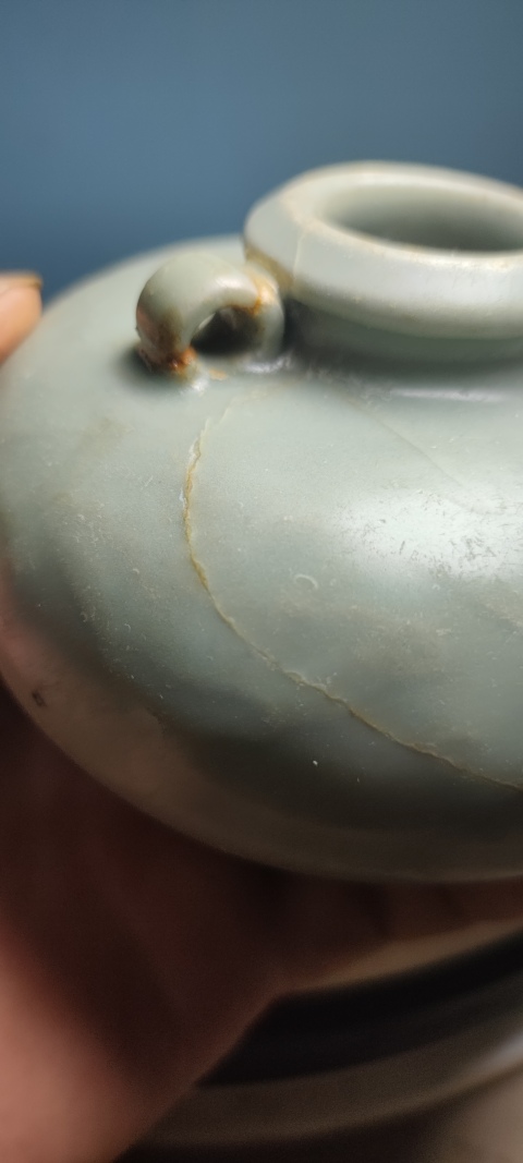 古玩陶瓷龍泉青瓷印花雙系罐拍賣，當前價格1800元