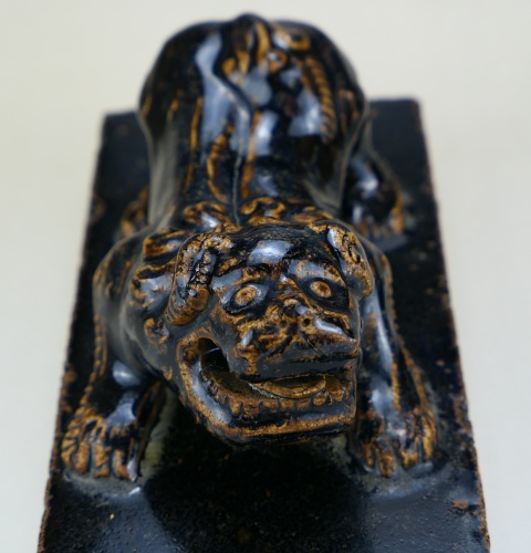 古玩陶瓷明代·黑釉獅子鎮(zhèn)紙拍賣,當(dāng)前價格6999元