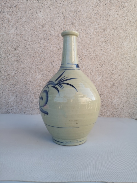 古玩陶瓷花卉紋青花瓶拍賣,當前價格580元
