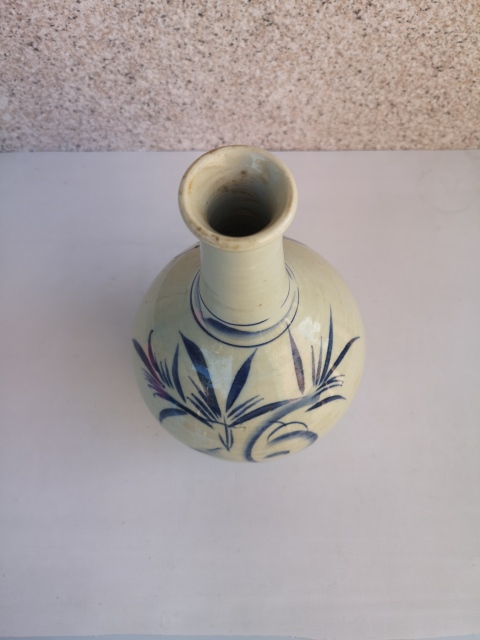 古玩陶瓷花卉紋青花瓶拍賣,當前價格580元