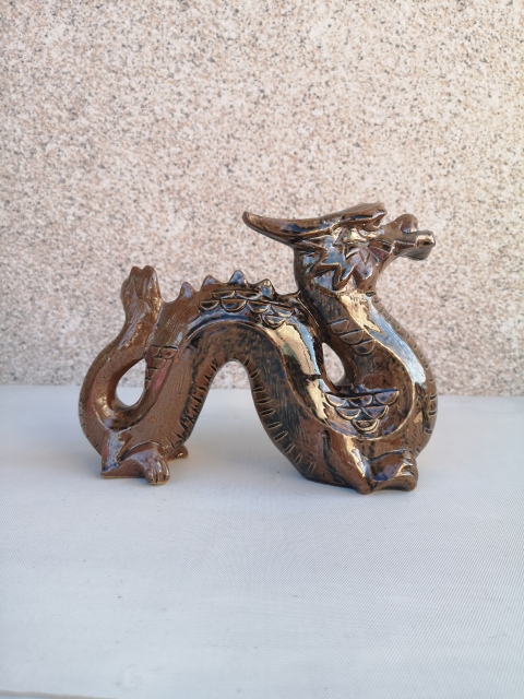 古玩陶瓷褐釉龍擺件拍賣(mài),當(dāng)前價(jià)格260元
