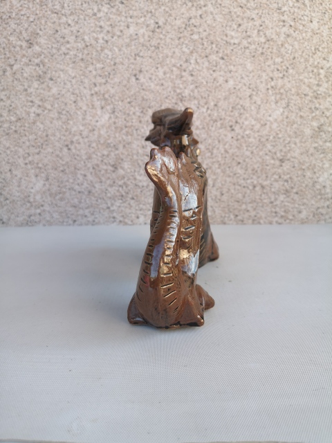 古玩陶瓷褐釉龍擺件拍賣(mài),當(dāng)前價(jià)格260元